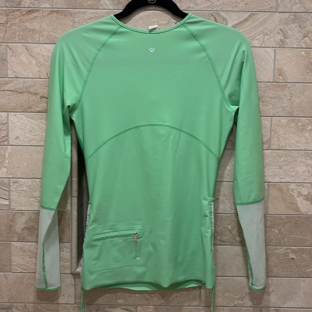 Lululemon Long Sleeve Sun Shirt Size 8 - Picture 5 of 8